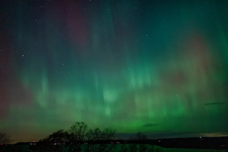 Northern Lights: Complete Travel Guide, Tips, Places, and Details